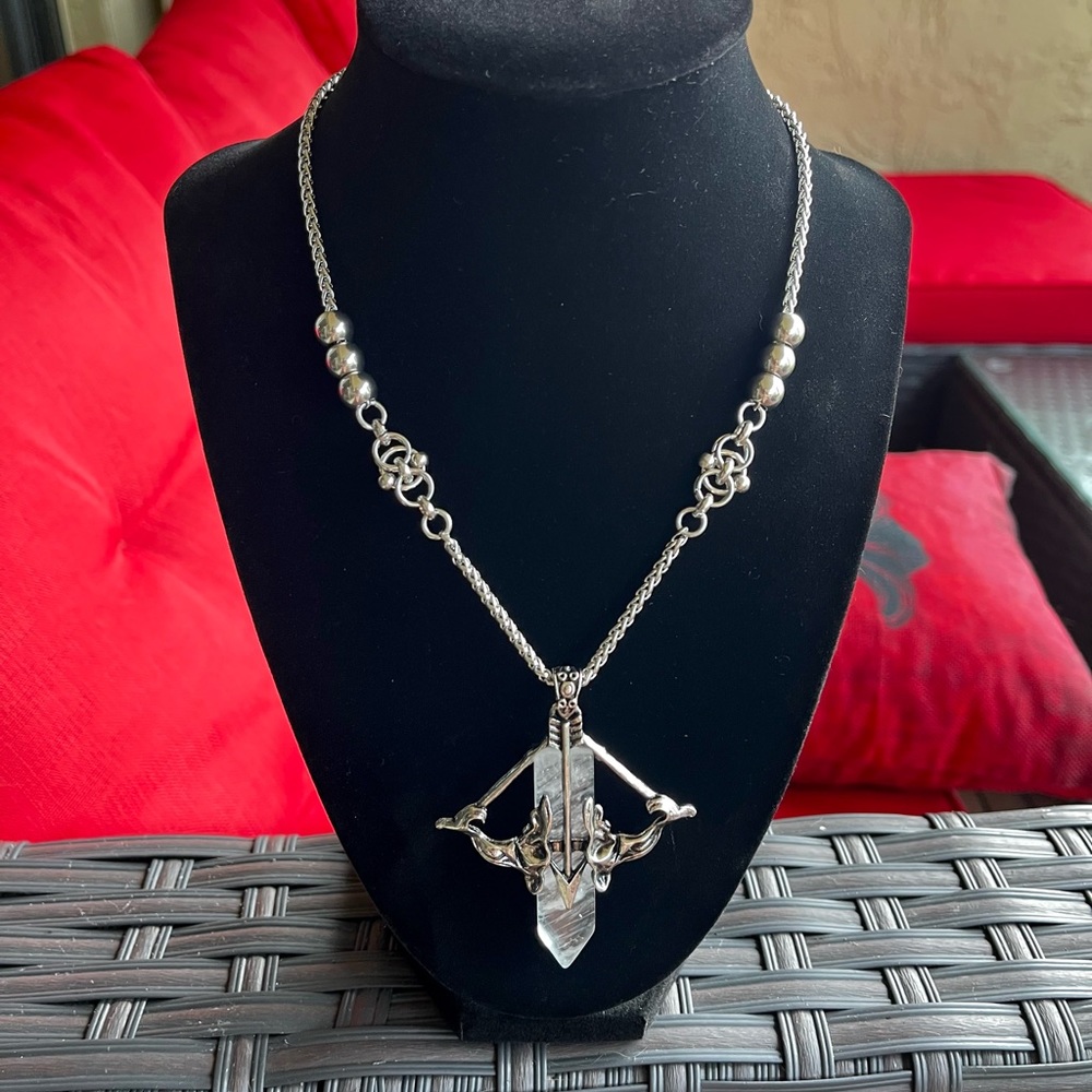 Handmade stainless steel maille link chain & crystal quartz bow & arrow charm - Picture 9 of 10
